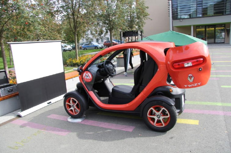 Den ersten Realo-Fahrsimulator auf Basis des Twizy besitzt die Landessektion Sachsen