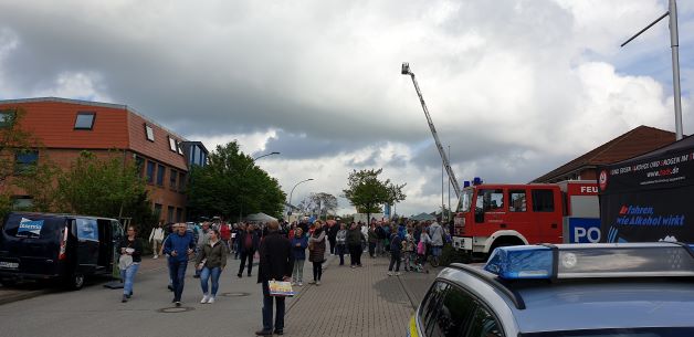 Die freiwillige Feuerwehr zeigte ihr können.